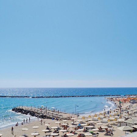 Apartament Casa Delle Rondini Santo Stefano al Mare Zewnętrze zdjęcie